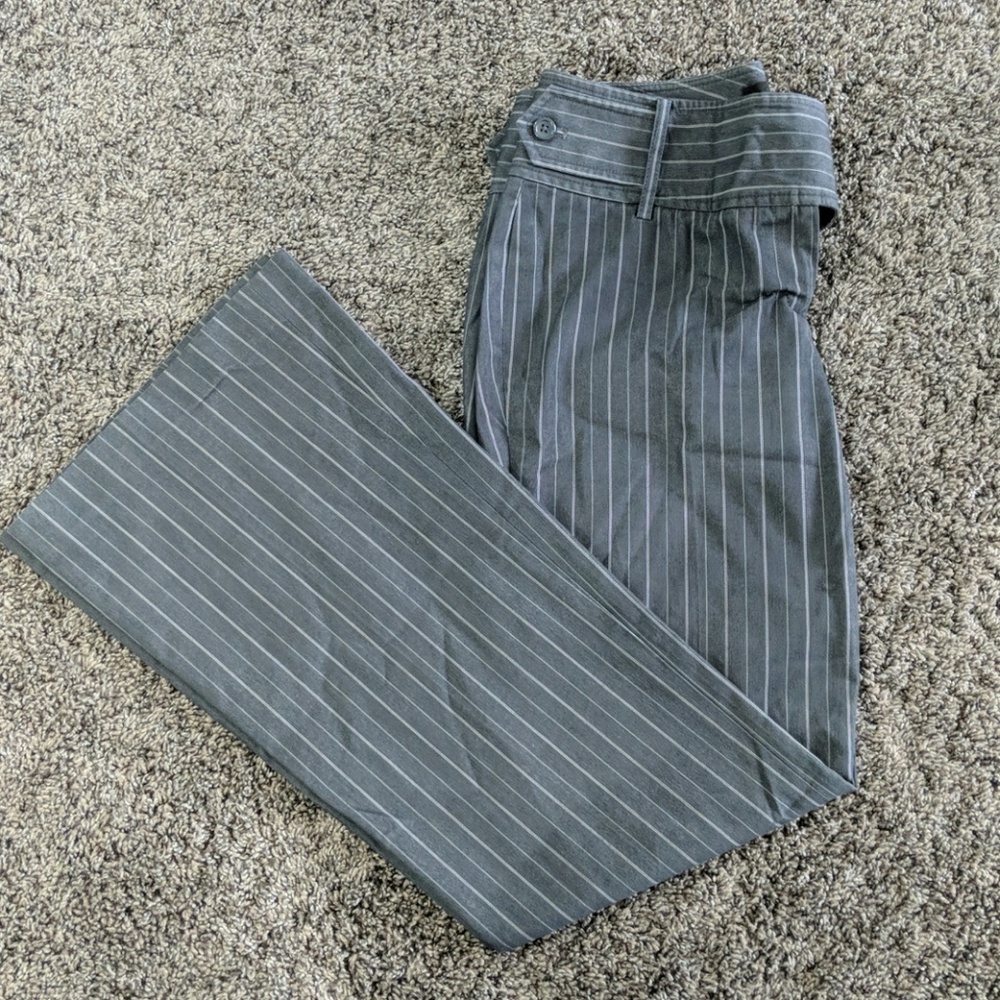 EUC grey Body by Victoria Christie Fit size 4.